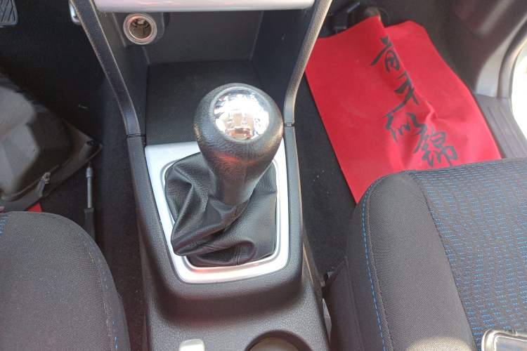 Used CHANGAN OSHAN Ounuo S 2014 1.5L Base Version Gear Lever