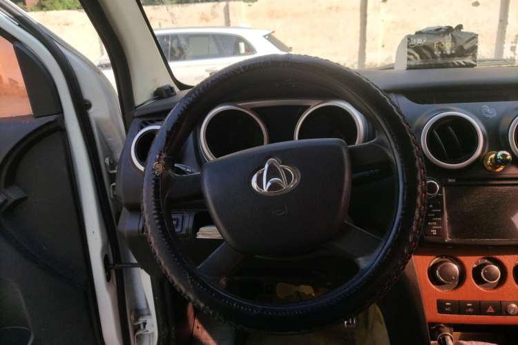 Used CHANGAN OSHAN Ounuo S 2014 1.5L Base Version Steering Wheel