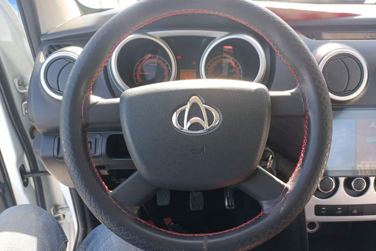 Used CHANGAN OSHAN Ounuo S 2014 1.5L Base Version Steering Wheel