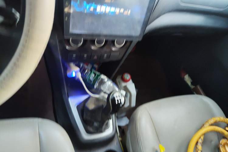 Used CHANGAN OSHAN Ounuo S 2015 1.5L Jin Ouno Elite Model Gear Lever