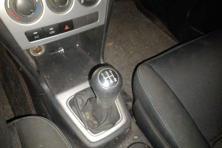 Used CHANGAN OSHAN Ounuo S 2017 1.5L Base Version Gear Lever