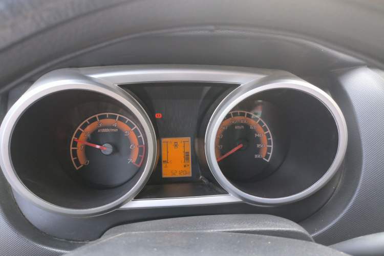 Used CHANGAN OSHAN Ounuo S 2017 1.5L Base Version Instrument Cluster