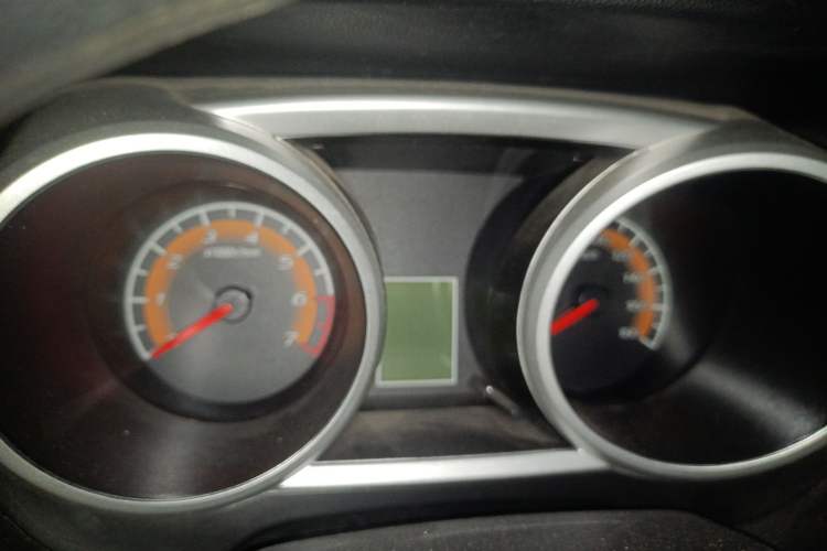 Used CHANGAN OSHAN Ounuo S 2017 1.5L Base Version Instrument Cluster