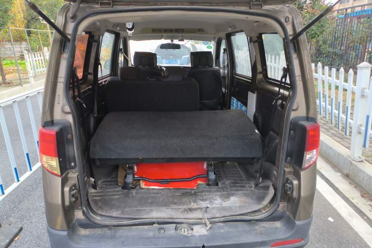 Used CHANGAN OSHAN Ounuo S 2017 1.5L Base Version Trunk