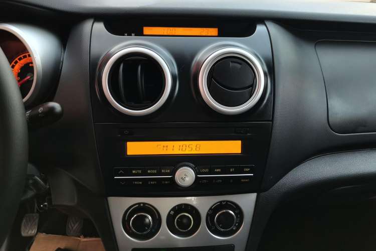 Used CHANGAN OSHAN Ounuo S 2017 1.5L Base Version Audio And AC Panel