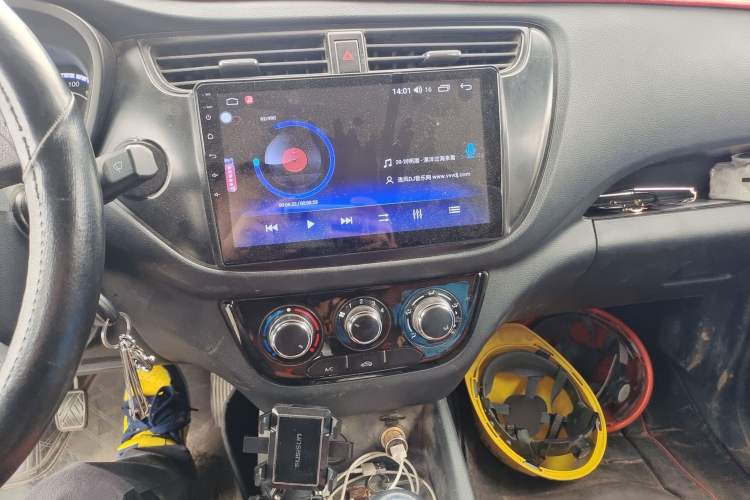 Used CHANGAN OSHAN Ounuo S 2019 1.5L Ouno S Standard Model China VI JL473QG Audio And AC Panel