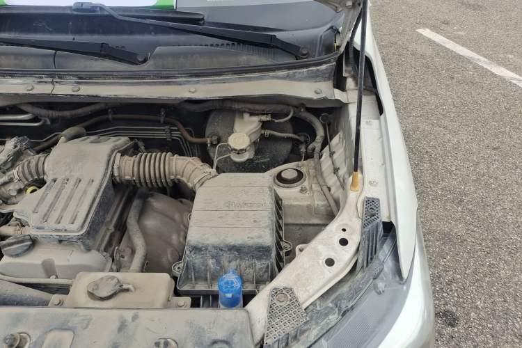 Used CHANGAN OSHAN Ounuo S 2019 1.5L Ouno S Standard Model China VI JL473QG Engine Bay Left