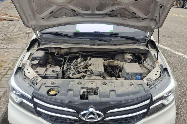 Used CHANGAN OSHAN Ounuo S 2019 1.5L Ouno S Standard Model China VI JL473QG Engine Bay