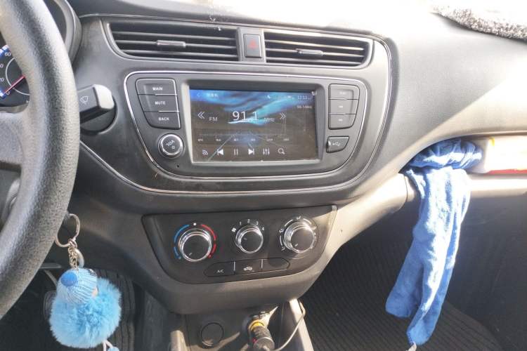 Used CHANGAN OSHAN Ounuo S 2021 1.5L Ono S Smart Edition Dual-Steaming Air-Conditioned Bus JL473QG Audio And AC Panel