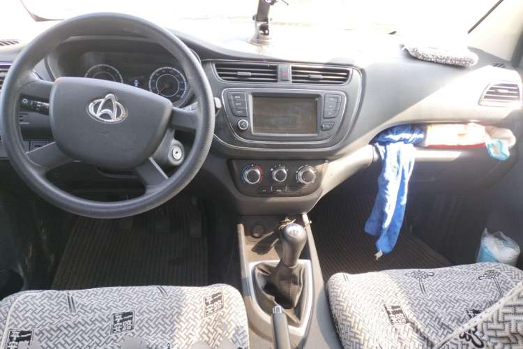 Used CHANGAN OSHAN Ounuo S 2021 1.5L Ono S Smart Edition Dual-Steaming Air-Conditioned Bus JL473QG Center Console