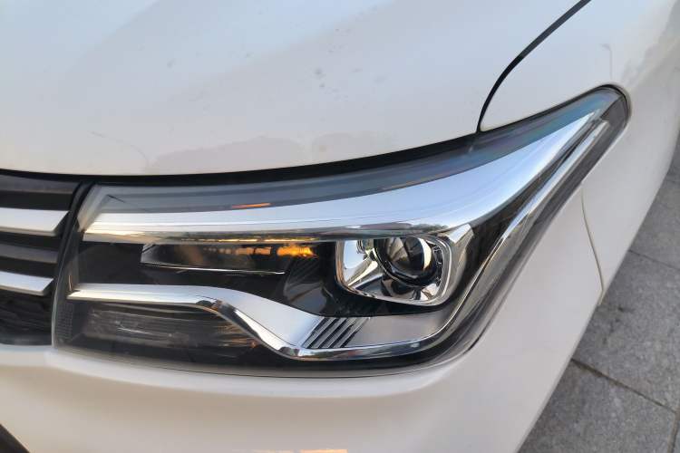 Used CHANGAN OSHAN Ounuo S 2021 1.5L Ono S Smart Edition Dual-Steaming Air-Conditioned Bus JL473QG Left Front Headlight