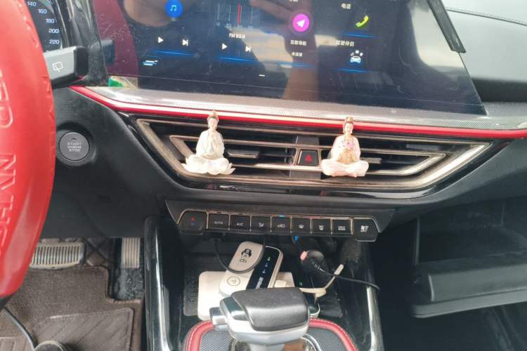 Used CHANGAN OSHAN X5 2021 1.5T DCT Luxury Edition Audio And AC Panel