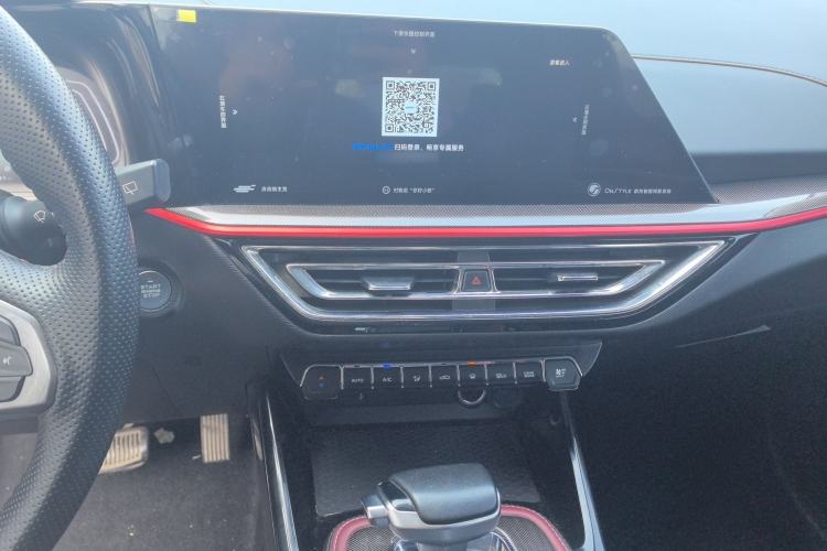 Used CHANGAN OSHAN X5 2021 1.5T DCT Prestige Edition Audio And AC Panel