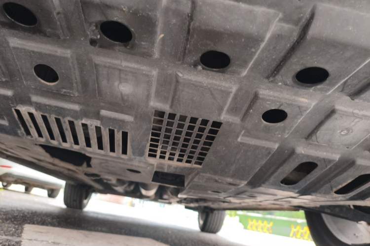 Used CHANGAN OSHAN X5 2021 1.5T DCT Luxury Edition Chassis Front