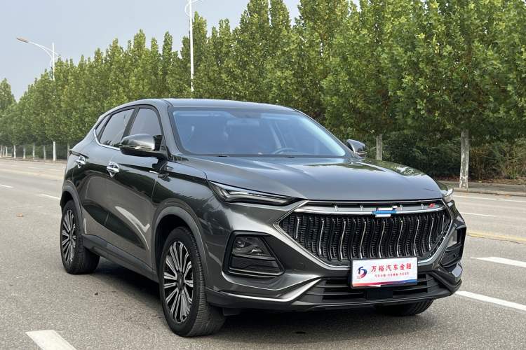 Used CHANGAN OSHAN X5 2021 1.5T DCT Prestige Edition Exterior 2