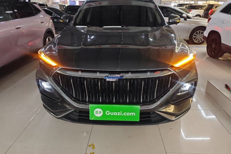 Used CHANGAN OSHAN X5 2021 1.5T DCT Prestige Edition Front