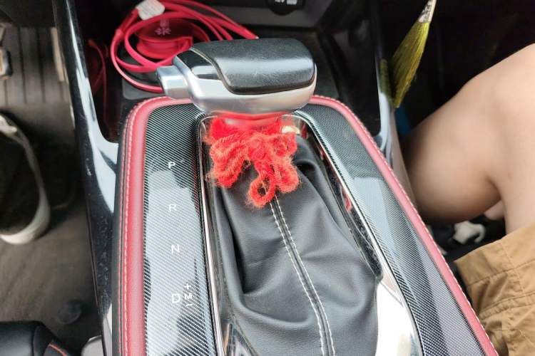 Used CHANGAN OSHAN X5 2021 1.6L CVT Luxury Model Gear Lever