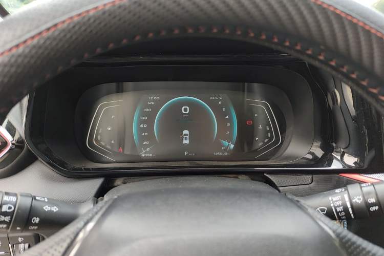 Used CHANGAN OSHAN X5 2021 1.6L CVT Luxury Model Instrument Cluster