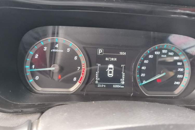 Used CHANGAN OSHAN X5 2021 1.5T DCT Luxury Edition Instrument Cluster