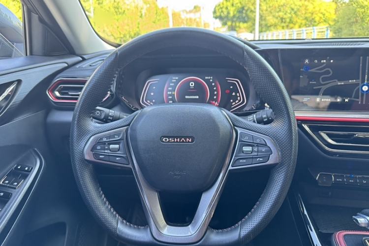 Used CHANGAN OSHAN X5 2021 1.5T DCT Flagship Edition Interior 2