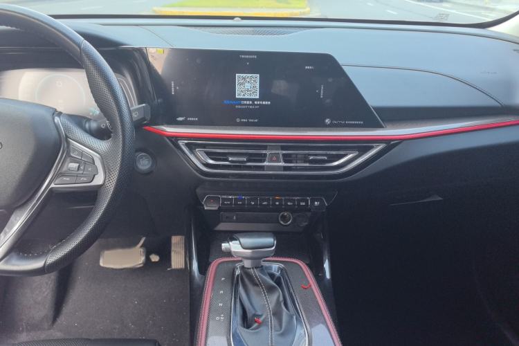 Used CHANGAN OSHAN X5 2021 1.5T DCT Prestige Edition Interior 6