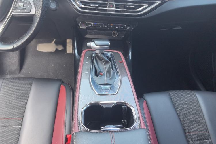 Used CHANGAN OSHAN X5 2021 1.5T DCT Prestige Edition Interior 7
