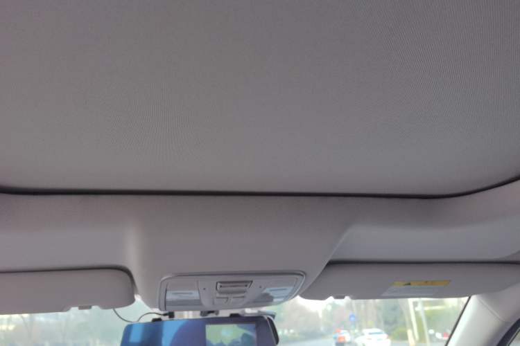 Used CHANGAN OSHAN X5 2021 1.5T DCT Prestige Edition Interior 8