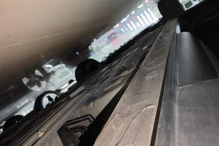 Used CHANGAN OSHAN X5 2021 1.5T DCT Prestige Edition Left Side Sill