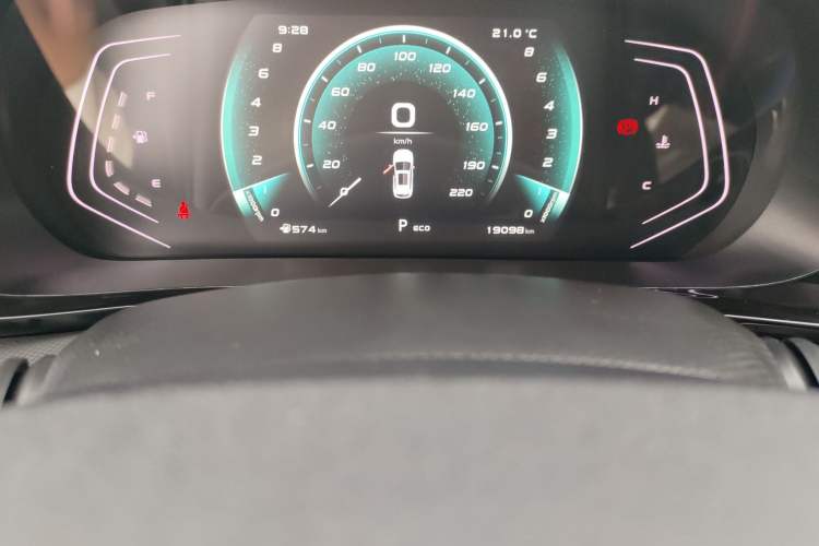 Used CHANGAN OSHAN X5 2021 1.5T DCT Prestige Edition Odometer Close Up