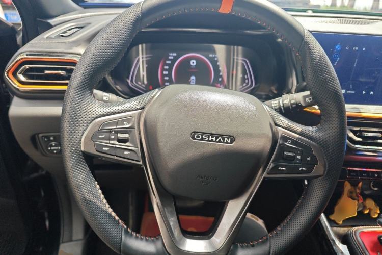 Used CHANGAN OSHAN X5 2021 1.5T DCT Prestige Edition Steering Wheel