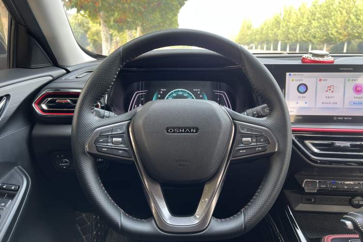 Used CHANGAN OSHAN X5 2021 1.5T DCT Prestige Edition Steering Wheel