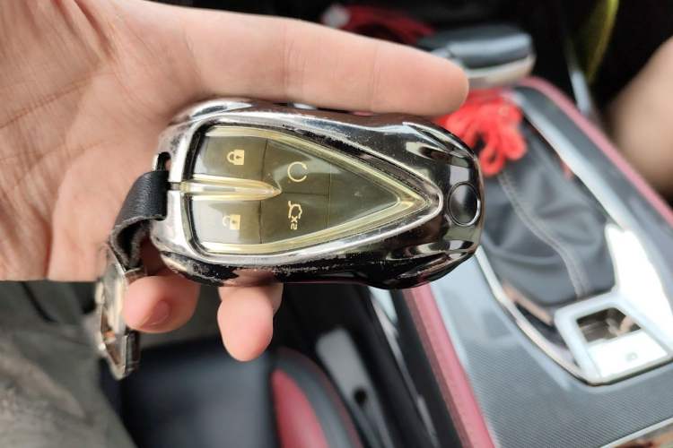 Used CHANGAN OSHAN X5 2021 1.6L CVT Luxury Model Vehicle Key