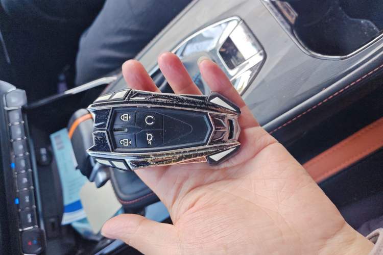 Used CHANGAN OSHAN X5 2021 1.5T DCT Flagship Edition Vehicle Key