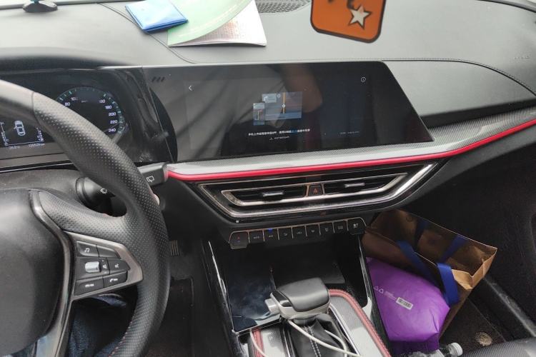 Used CHANGAN OSHAN X5 2021 Revised Version 1.5T DCT Luxury Edition Audio And AC Panel