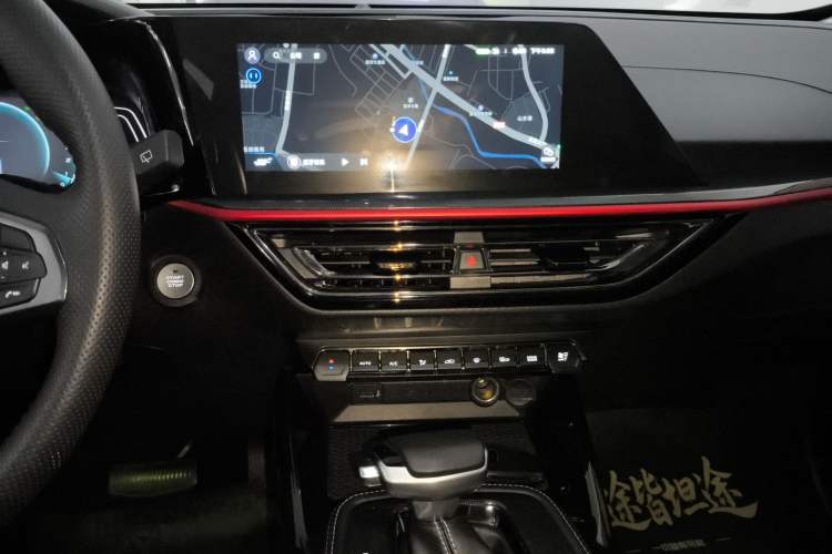 Used CHANGAN OSHAN X5 2021 1.6L CVT Luxury Model Audio And AC Panel
