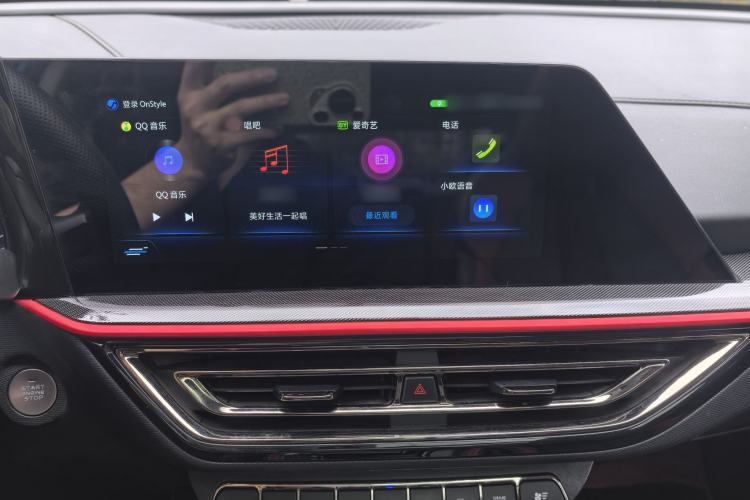 Used CHANGAN OSHAN X5 2021 1.5T DCT Prestige Edition Audio And AC Panel