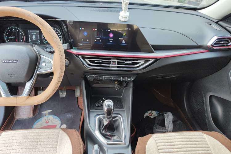 Used CHANGAN OSHAN X5 2021 Revised Version 1.6L Manual Luxury Edition Audio And AC Panel