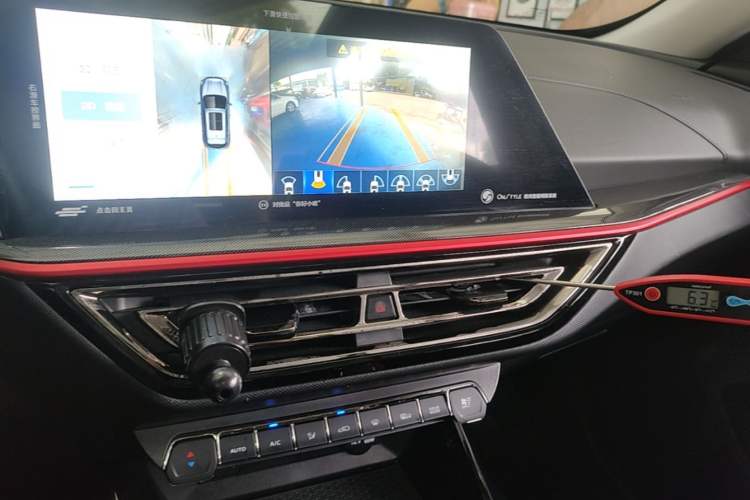 Used CHANGAN OSHAN X5 2021 1.5T DCT Flagship Edition Audio And AC Panel