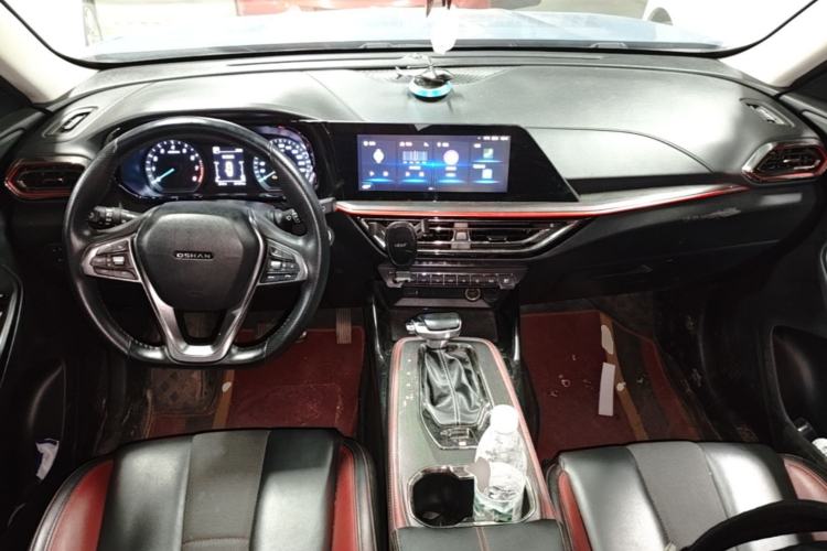 Used CHANGAN OSHAN X5 2021 1.5T DCT Luxury Edition Center Console