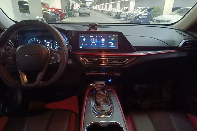 Used CHANGAN OSHAN X5 2021 Revised Version 1.5T DCT Luxury Edition Center Console