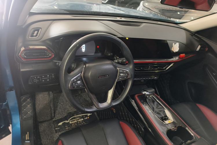 Used CHANGAN OSHAN X5 2021 1.5T DCT Flagship Edition Center Console