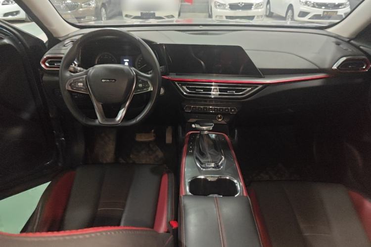Used CHANGAN OSHAN X5 2021 Revised Version 1.5T DCT Luxury Edition Center Console