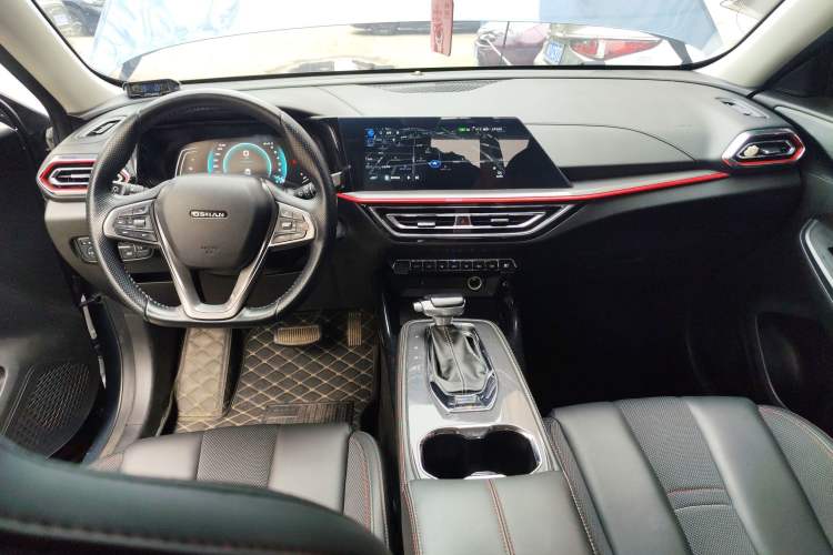 Used CHANGAN OSHAN X5 2021 1.5T DCT Prestige Edition Center Console
