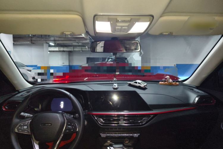 Used CHANGAN OSHAN X5 2021 1.5T DCT Flagship Edition Center Console