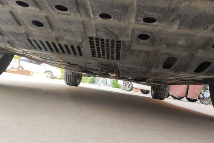 Used CHANGAN OSHAN X5 2021 1.5T DCT Prestige Edition Chassis Front