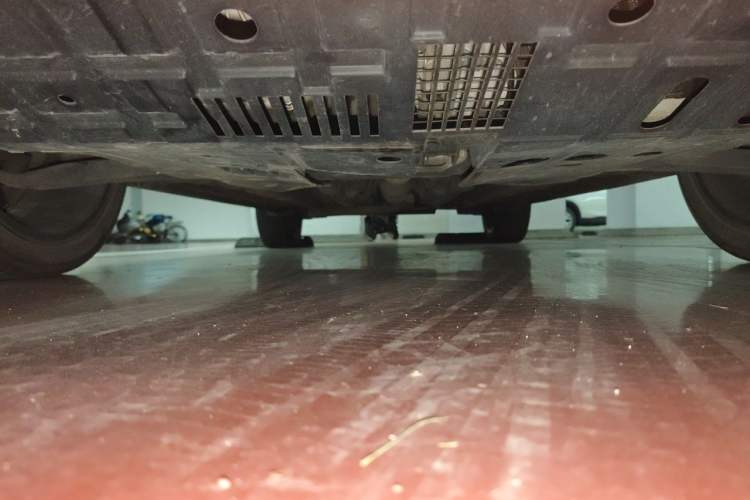Used CHANGAN OSHAN X5 2021 1.5T DCT Flagship Edition Chassis Front