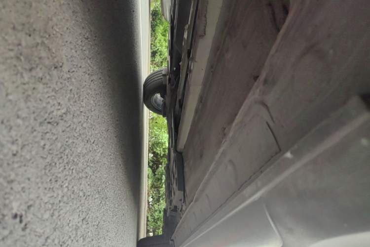Used CHANGAN OSHAN X5 2021 1.6L CVT Luxury Model Chassis Front Left