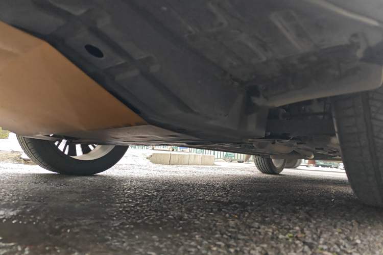 Used CHANGAN OSHAN X5 2021 1.5T DCT Flagship Edition Chassis Front Left