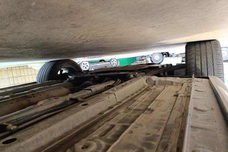 Used CHANGAN OSHAN X5 2021 1.5T DCT Prestige Edition Chassis Front Left