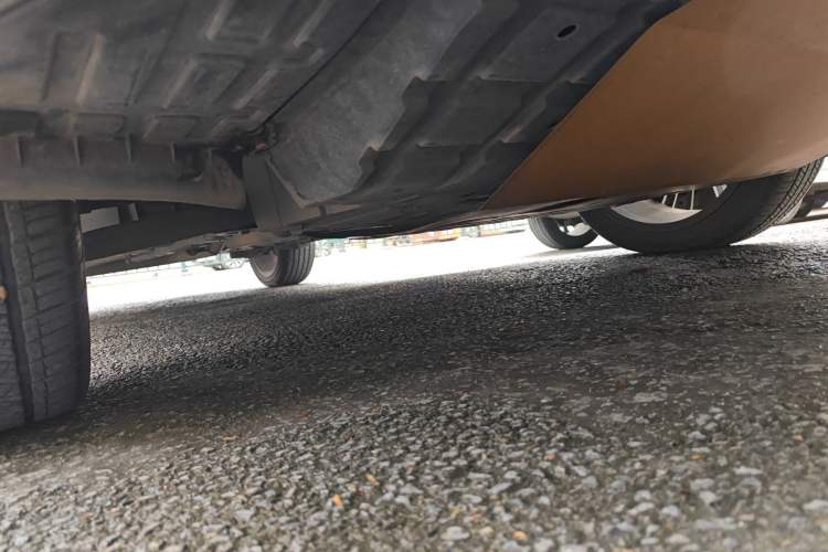 Used CHANGAN OSHAN X5 2021 1.5T DCT Flagship Edition Chassis Front Right